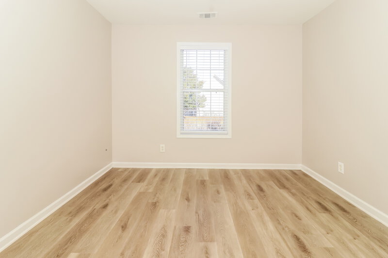 1,950/Mo, 540 Hillcrest Cross Rd Canton, GA 30115 Bedroom View 2