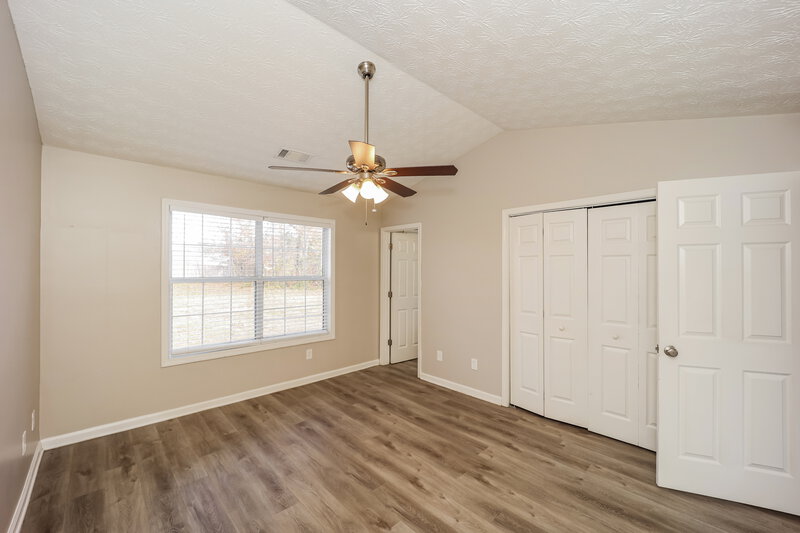 1,595/Mo, 45 Weldon Pl Covington, GA 30016 Main Bedroom View
