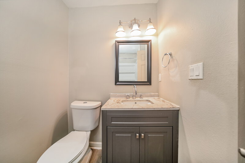 1,790/Mo, 1284 Silver Spur Ct Lithonia, GA 30058 Bathroom View 2