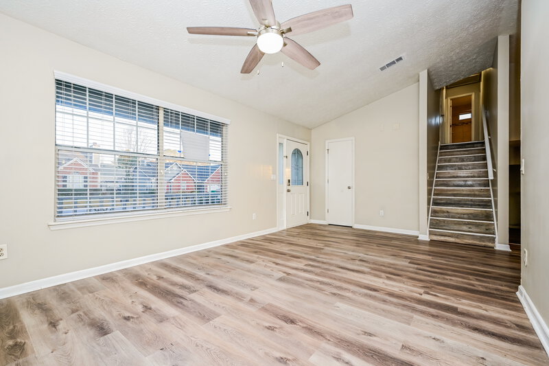 1,945/Mo, 3729 Riverside Pkwy Decatur, GA 30034 Living Room View