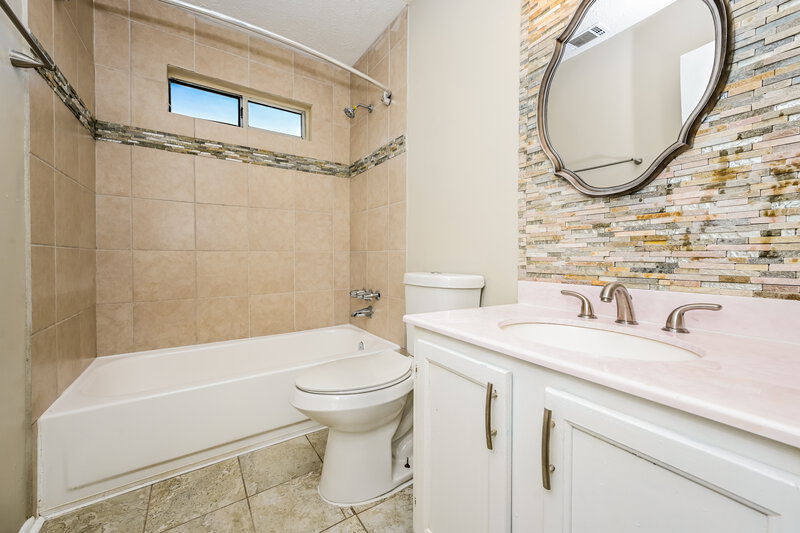 1,945/Mo, 3729 Riverside Pkwy Decatur, GA 30034 Bathroom View