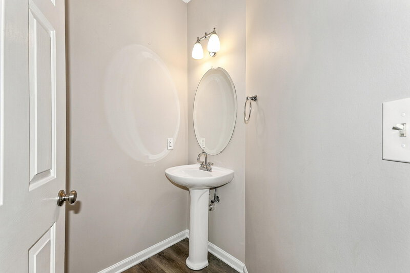2,030/Mo, 1020 Trotters Farm Rd Fairburn, GA 30213 Bathroom View