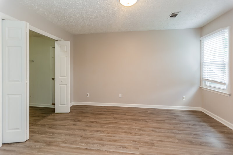 2,295/Mo, 4805 Shallow Farm Dr Kennesaw, GA 30144 Main Bedroom View
