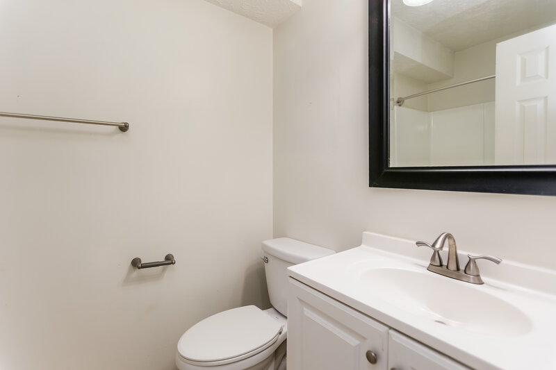 2,295/Mo, 4805 Shallow Farm Dr Kennesaw, GA 30144 Bathroom View
