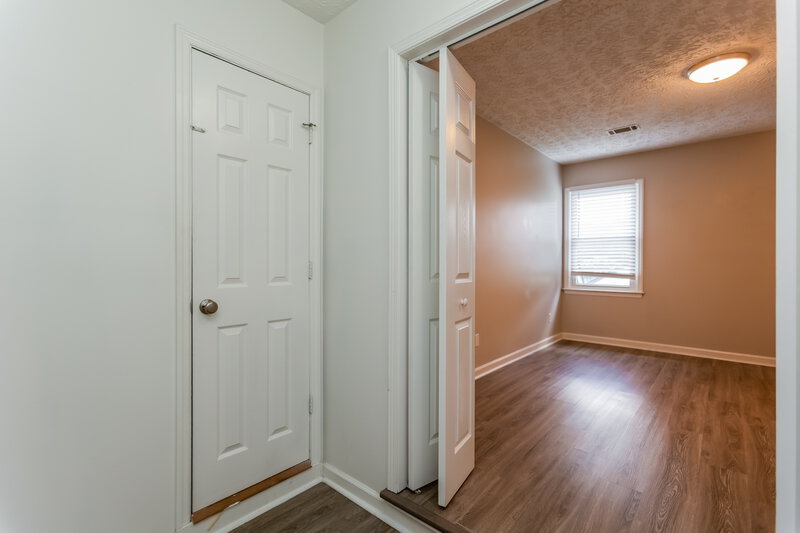 2,295/Mo, 4805 Shallow Farm Dr Kennesaw, GA 30144 Hallway View