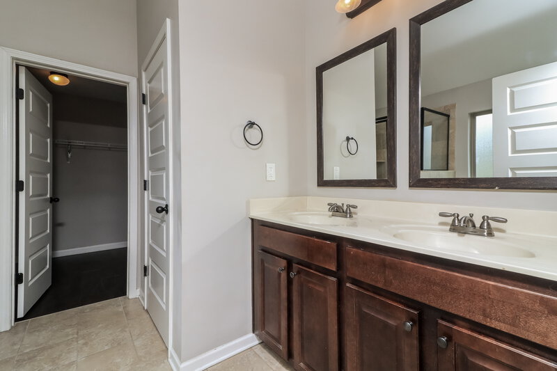 2,385/Mo, 1115 Joslin Path Douglasville, GA 30134 Main Bathroom View