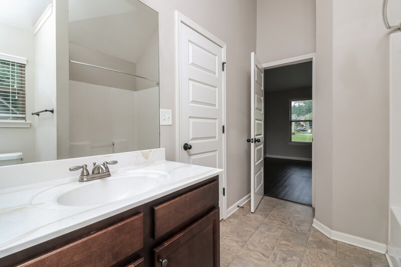 2,385/Mo, 1115 Joslin Path Douglasville, GA 30134 Bathroom View