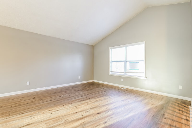 1,990/Mo, 8330 Beechwood Ct Riverdale, GA 30274 Living Room View