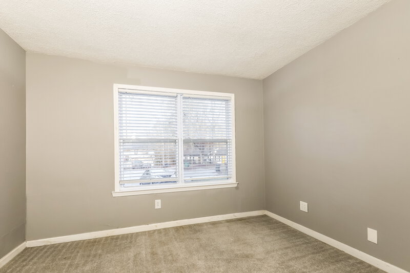 1,990/Mo, 8330 Beechwood Ct Riverdale, GA 30274 Bedroom View 2