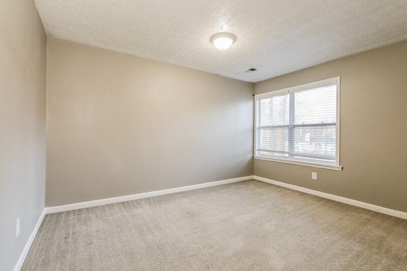 1,990/Mo, 8330 Beechwood Ct Riverdale, GA 30274 Bedroom View 5