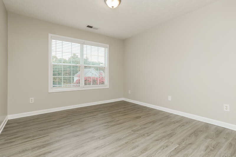 2,250/Mo, 95 Cliff View Dr Covington, GA 30016 Bedroom View 3
