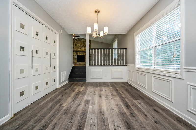1,865/Mo, 2093 Phillips Rd Lithonia, GA 30058 Dining Room View