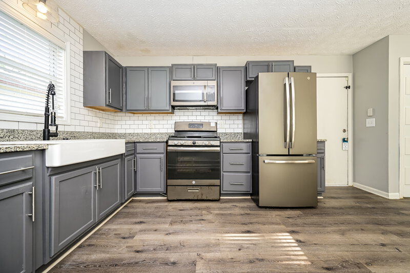 1,865/Mo, 2093 Phillips Rd Lithonia, GA 30058 Kitchen View