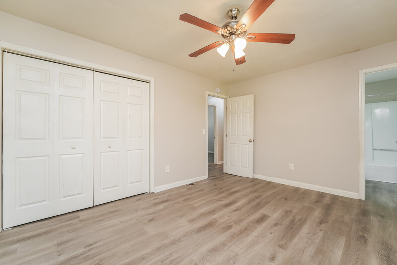 0/Mo, 2194 Cherokee Valley Cir Lithonia, GA 30058 Main Bedroom View