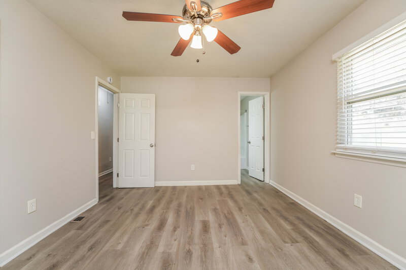 0/Mo, 2194 Cherokee Valley Cir Lithonia, GA 30058 Main Bedroom View 2