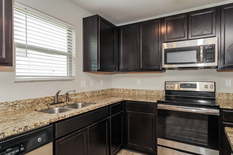 1,965/Mo, 3019 Chris Circle Villa Rica, GA 30180 Kitchen View