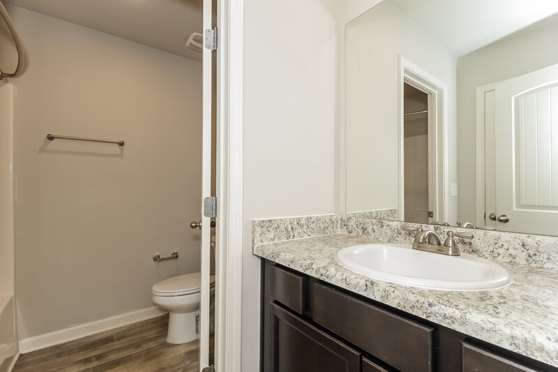 1,965/Mo, 3019 Chris Circle Villa Rica, GA 30180 Bathroom View
