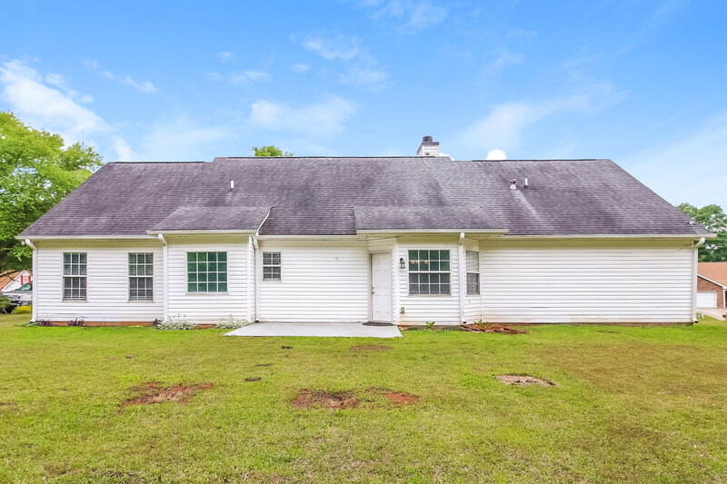 1,930/Mo, 25 Woodland Dr Covington, GA 30016 Rear View