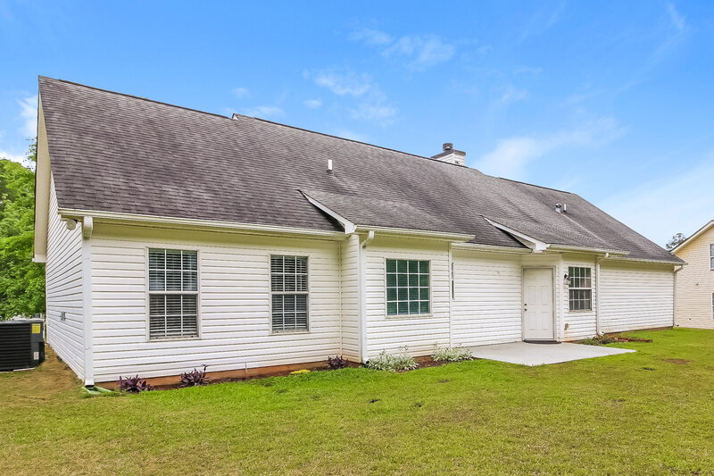 1,930/Mo, 25 Woodland Dr Covington, GA 30016 Rear View 3