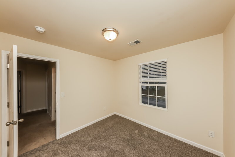 1,585/Mo, 329 Freeman Cir Villa Rica, GA 30180 Bedroom View