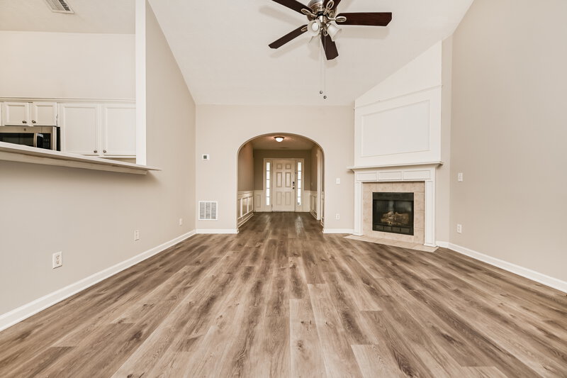 1,960/Mo, 3110 Baywood Court Conyers, GA 30013 Living Room View 2