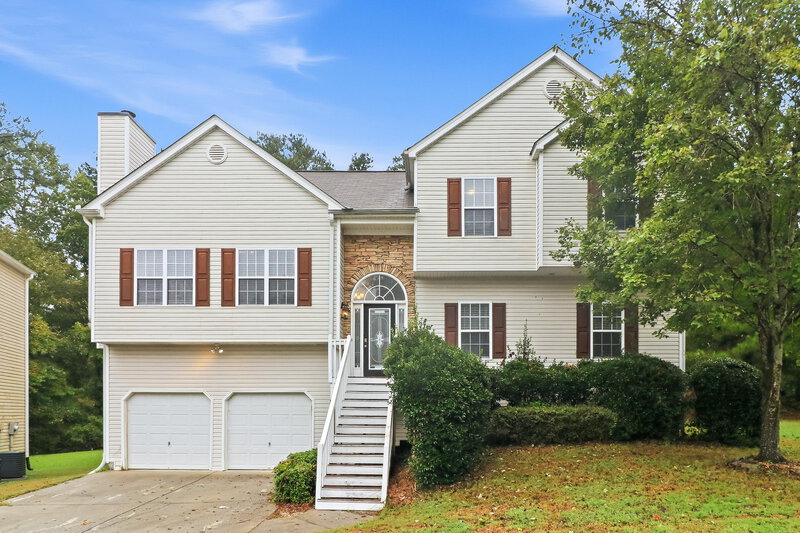 4 Bedroom House – 5727 Newnan Cir, Austell, GA 30106