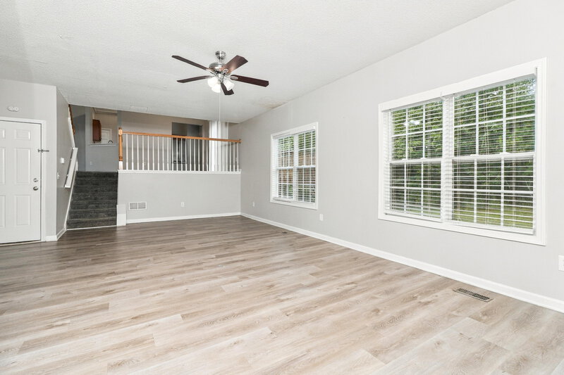 2,265/Mo, 5727 Newnan Cir Austell, GA 30106 Bonus Room View