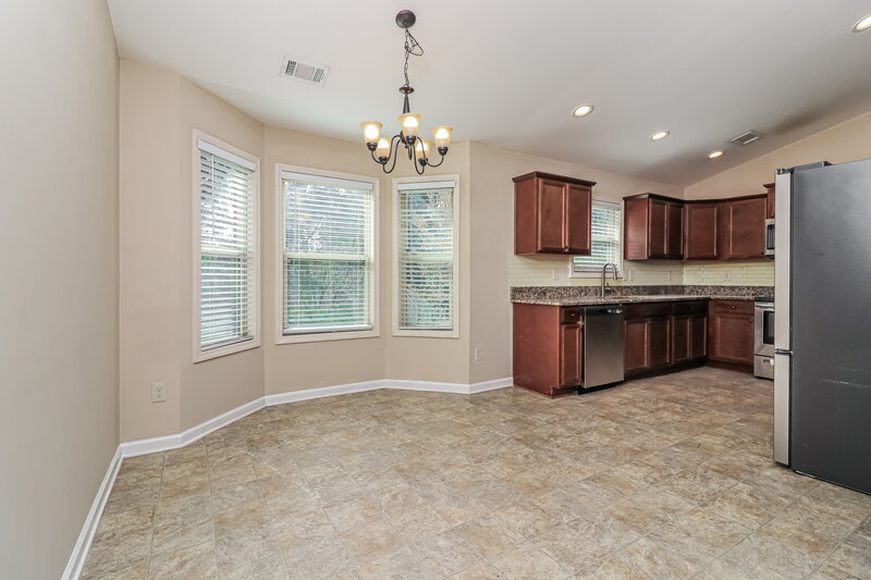 2,315/Mo, 981 West Avenue Dallas, GA 30157 Dining Room View