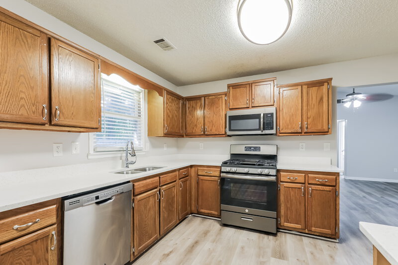 1,755/Mo, 1061 Lost Ct Hampton, GA 30228 Misc View 5