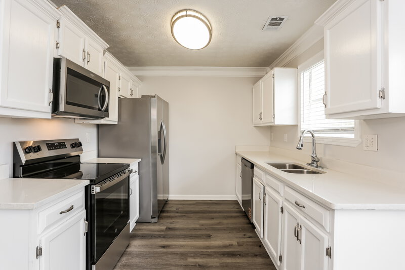 1,855/Mo, 1014 Alford Court Lithonia, GA 30058 Kitchen View