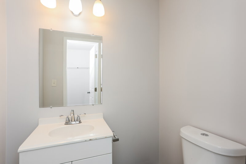 1,855/Mo, 1014 Alford Court Lithonia, GA 30058 Bathroom View