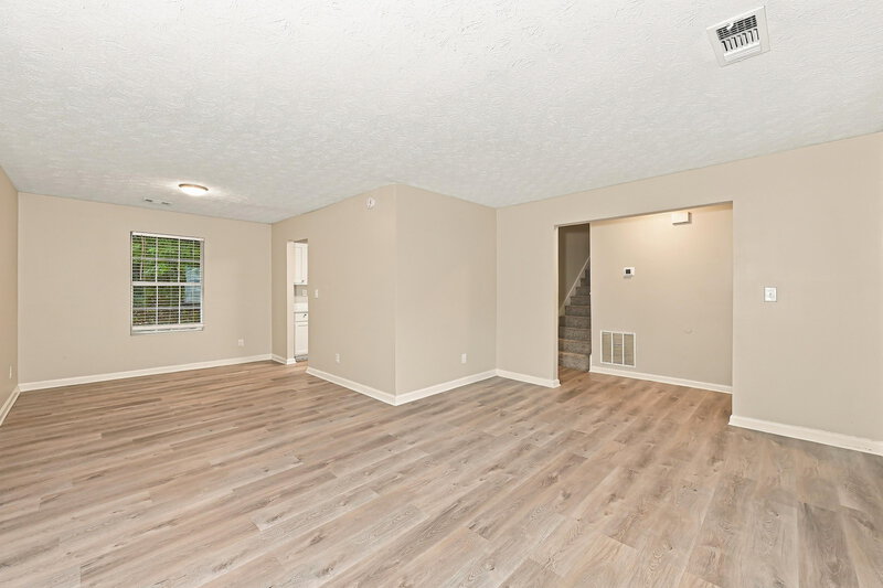 1,850/Mo, 5656 Wellborn Oaks Ct Lithonia, GA 30058 Living Room View 2
