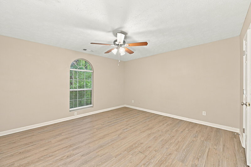 1,850/Mo, 5656 Wellborn Oaks Ct Lithonia, GA 30058 Primary Bedroom View 2