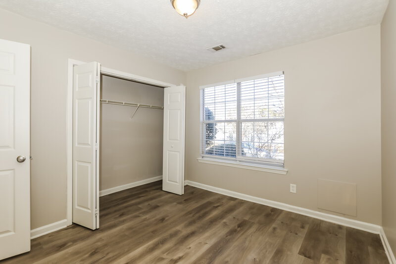 1,700/Mo, 939 Maple Leaf Rdg Jonesboro, GA 30238 Bedroom View 2