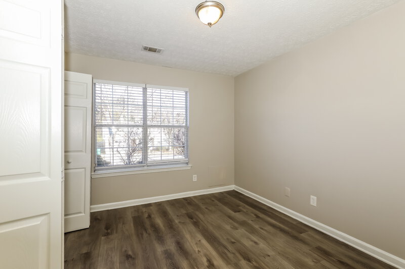 1,700/Mo, 939 Maple Leaf Rdg Jonesboro, GA 30238 Bedroom View 3