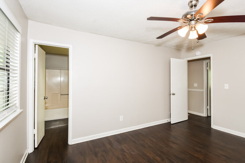 2,040/Mo, 1620 Olde Spring Trl Lithia Springs, GA 30122 Main Bedroom View 2