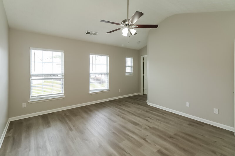2,110/Mo, 3908 Shenfield Drive Union City, GA 30291 Master Bedroom View