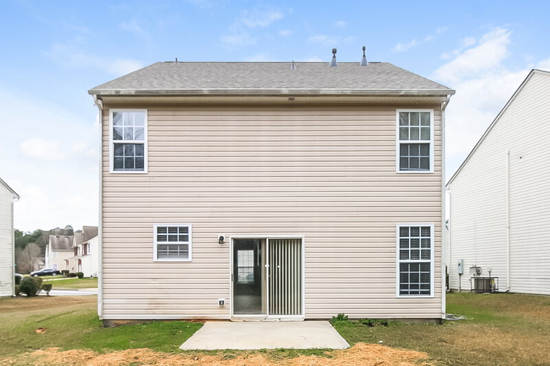 2,110/Mo, 3908 Shenfield Drive Union City, GA 30291 Rear View