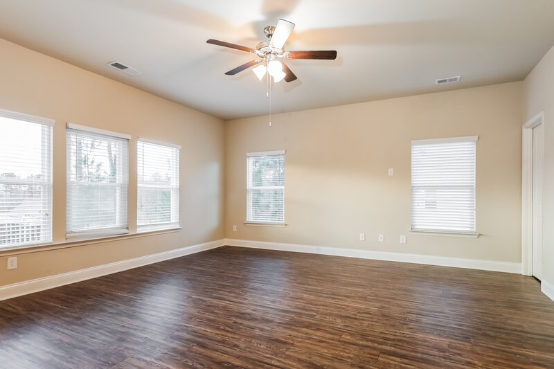 2,520/Mo, 276 Faron Dr Atlanta, GA 30331 Living Room View