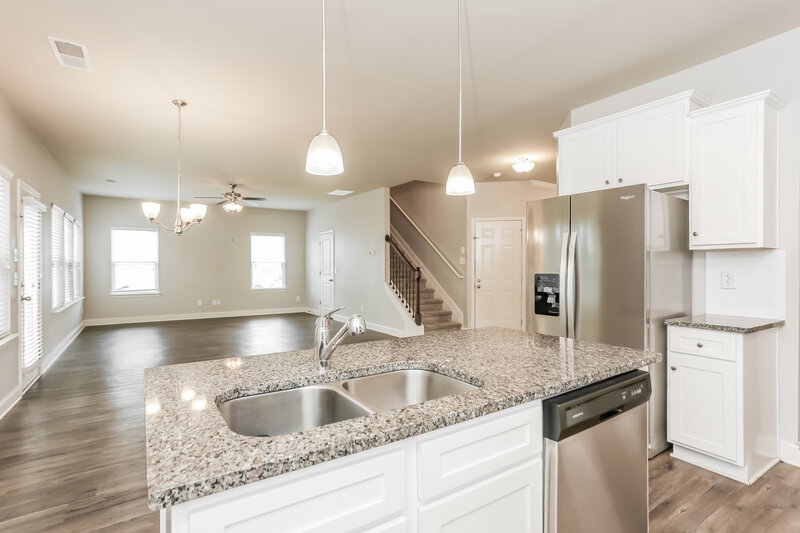 2,675/Mo, 258 Faron Dr Atlanta, GA 30331 Kitchen View 3