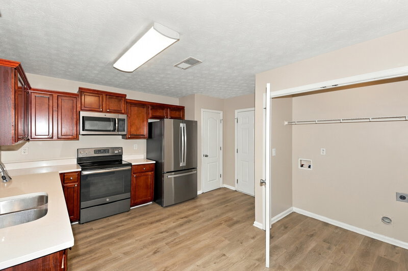 2,245/Mo, 1569 Arbor Place Dr Morrow, GA 30260 Kitchen View