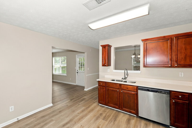 2,245/Mo, 1569 Arbor Place Dr Morrow, GA 30260 Kitchen View 2