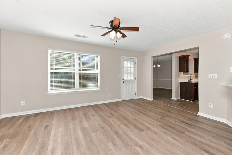 2,245/Mo, 1569 Arbor Place Dr Morrow, GA 30260 Family Room View