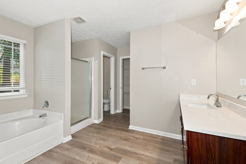 2,245/Mo, 1569 Arbor Place Dr Morrow, GA 30260 Primary Bathroom View