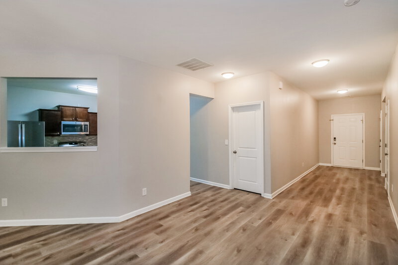 1,770/Mo, 3482 Sandstone Trl SE Conyers, GA 30013 Living Room View 2