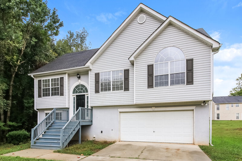 5 Bedroom House – 422 Limerick Way, Hampton, GA 30228
