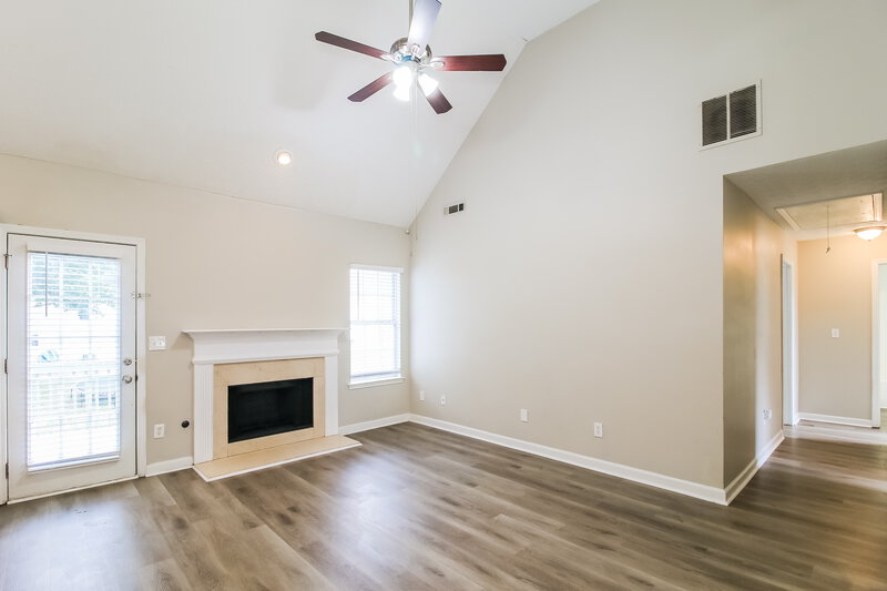 2,005/Mo, 422 Limerick Way Hampton, GA 30228 Living Room View