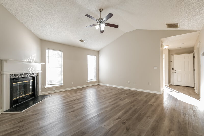 1,960/Mo, 3568 Brookstone Way Union City, GA 30291 Living Room View