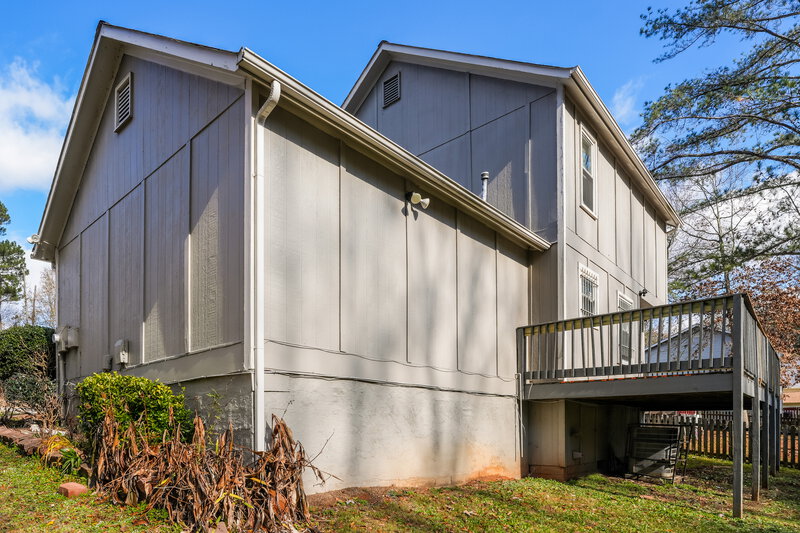 1,850/Mo, 4923 Windsor Downs Dr Decatur, GA 30035 Rear View 2