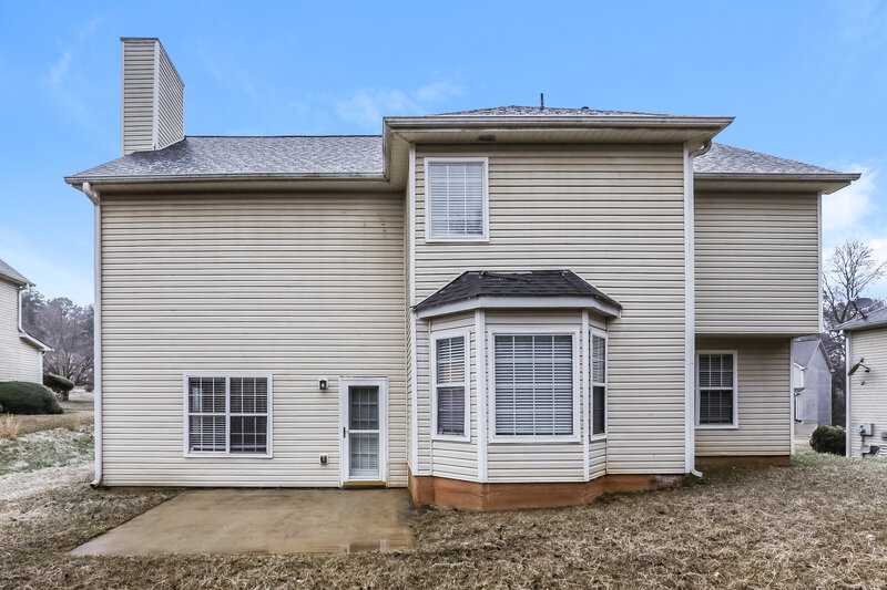 2,275/Mo, 4053 Rockmill Cv Ellenwood, GA 30294 Rear View